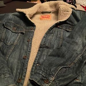 Mens levi’s sherpa denim jacket medium